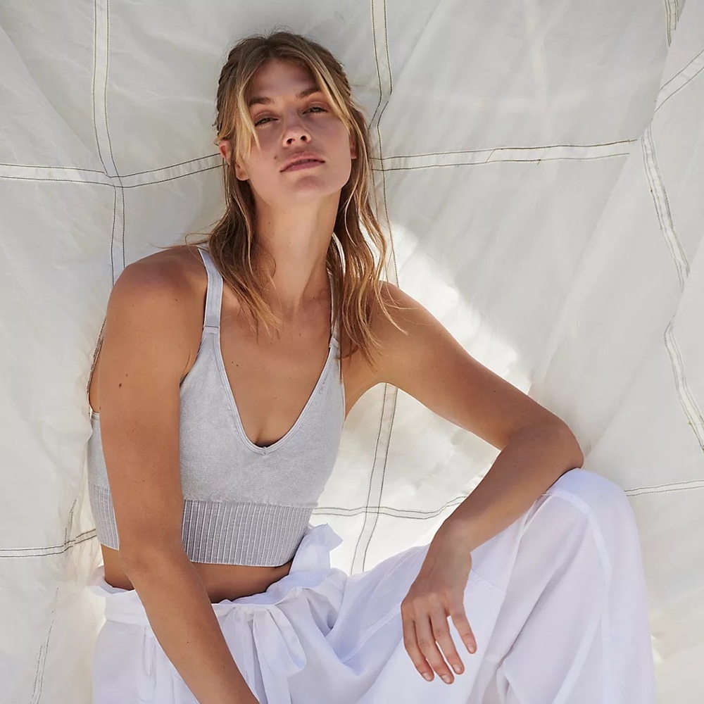 NWOT Free People Good Karma Crop in Ice Grey size XS/S